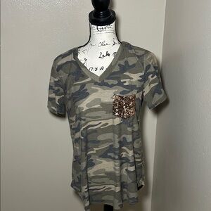 HEIMISH USA Camouflage Short Sleeve Tee with Sequin Pocket